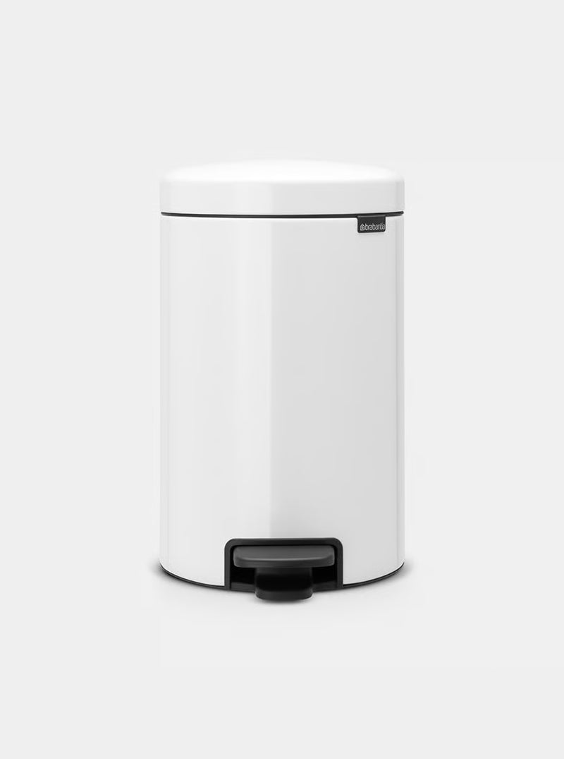 Newlcon pedal bin - 12 liter Plastic insert - White